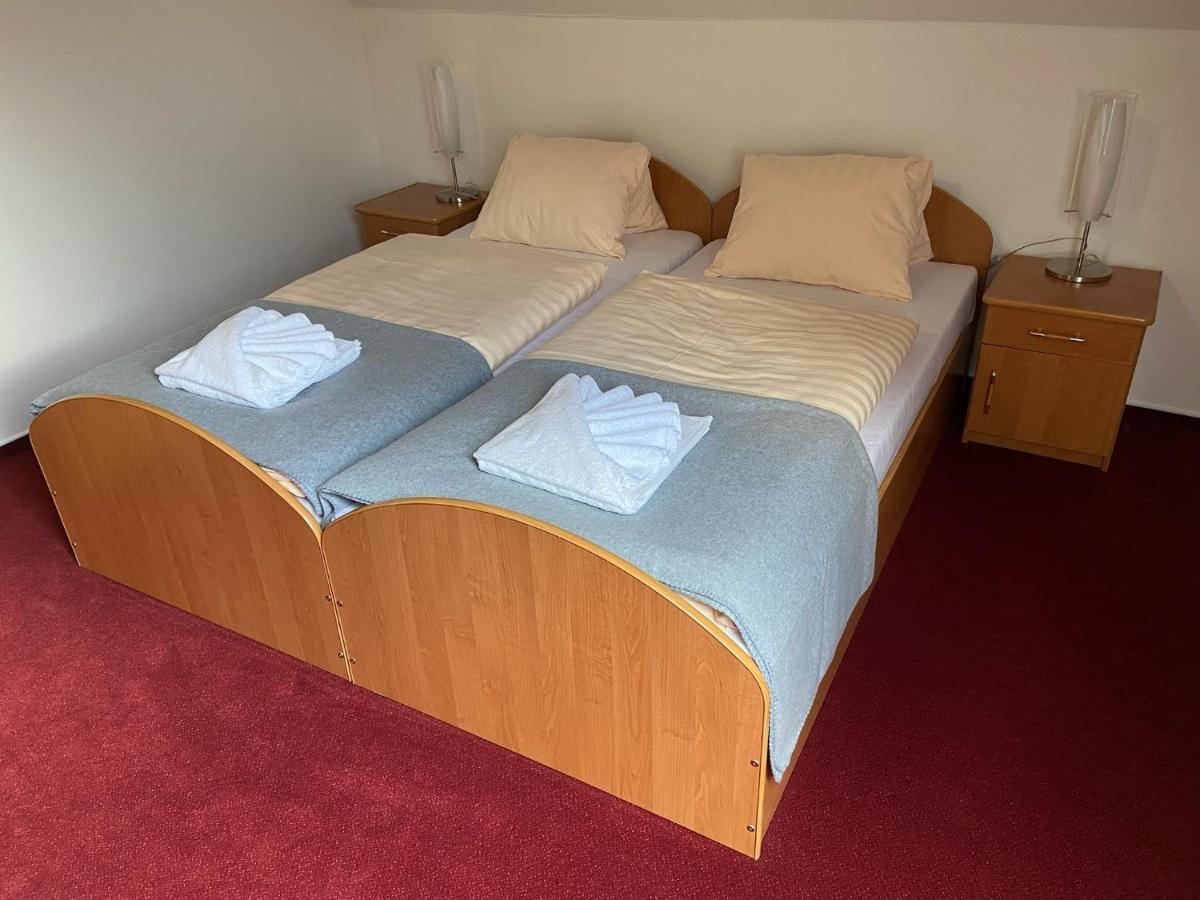 Hotel Zamecek Raspenava Luaran gambar